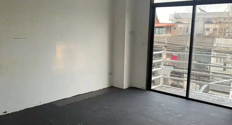For rent retail Space in Suan Luang, Bangkok
