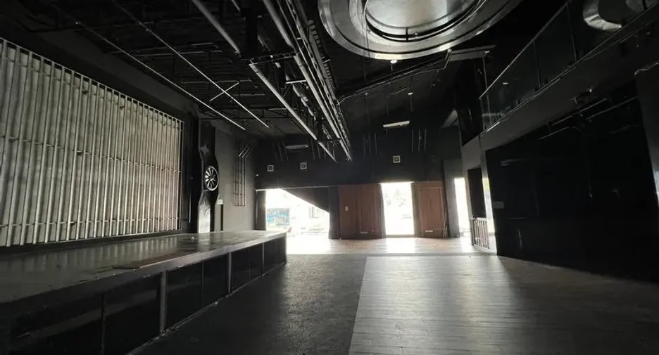 For rent retail Space in Huai Khwang, Bangkok