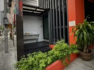出租 和 出售 商业空间 在 Khlong Toei, 曼谷