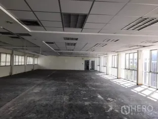 Аренда офис в Щаттхана, Бангкок