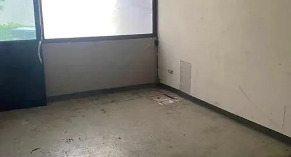 For rent retail Space in Huai Khwang, Bangkok