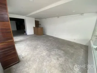 For rent retail Space in Suan Luang, Bangkok