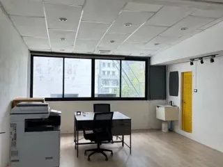 For rent retail Space in Watthana, Bangkok