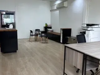 For rent retail Space in Watthana, Bangkok