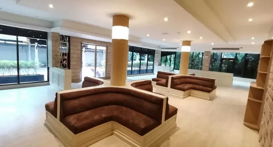 For rent retail Space in Pathum Wan, Bangkok