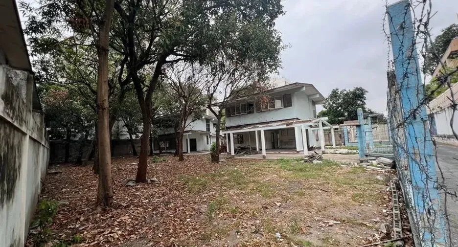 Terreno en alquiler en Watthana, Bangkok