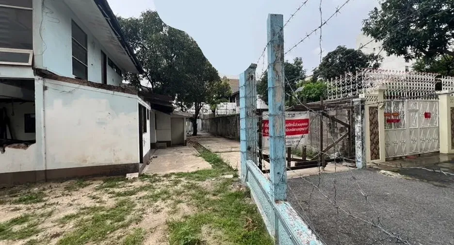 Terreno en alquiler en Watthana, Bangkok
