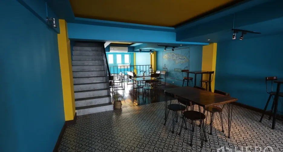 For rent and for sale retail Space in Watthana, Bangkok