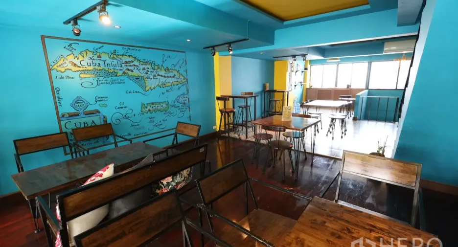 For rent and for sale retail Space in Watthana, Bangkok