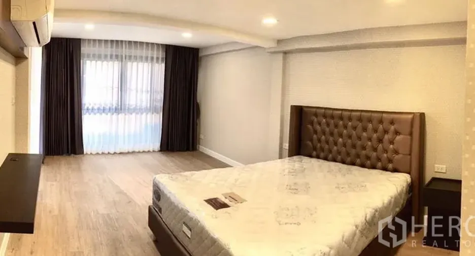 Reihenhaus zur Miete mit 3 Zimmer in Watthana, Bangkok