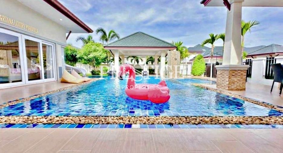 For rent and for sale 4 bedrooms house in Bang Lamung, Chonburi