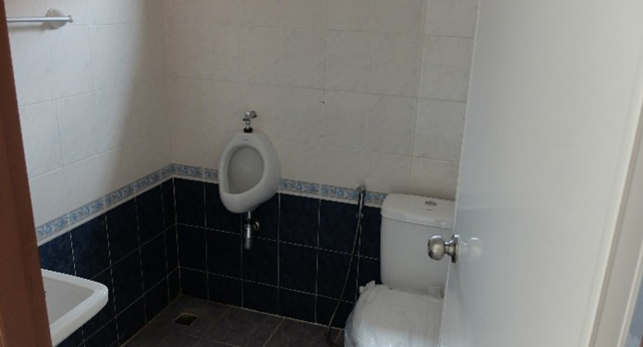 For sale 3 ベッドルーム house in Si Racha, Chonburi