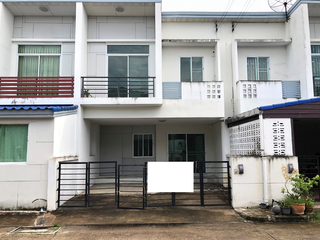 For sale 1 bed townhouse in Si Racha, Chonburi