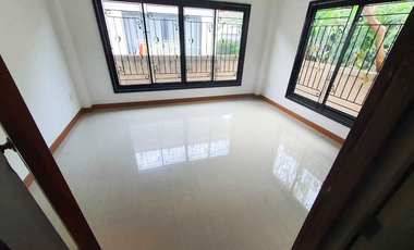 Haus zum Kauf mit 2 Zimmer in Phan Thong, Chonburi