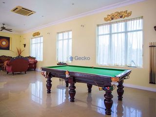 For rent and for sale 6 bedrooms house in Bang Lamung, Chonburi
