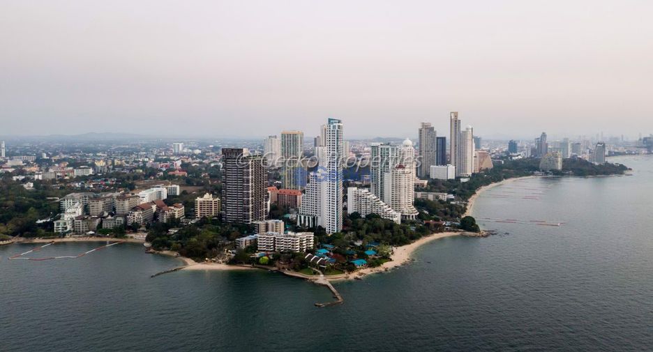 For sale 3 bedrooms condo in Bang Lamung, Chonburi