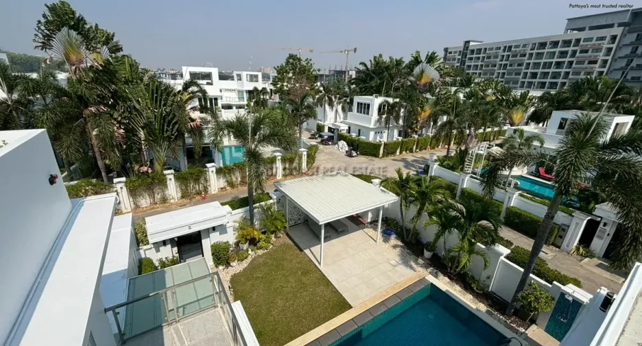 À vendre 4 chambres maison à Jomtien, Pattaya
