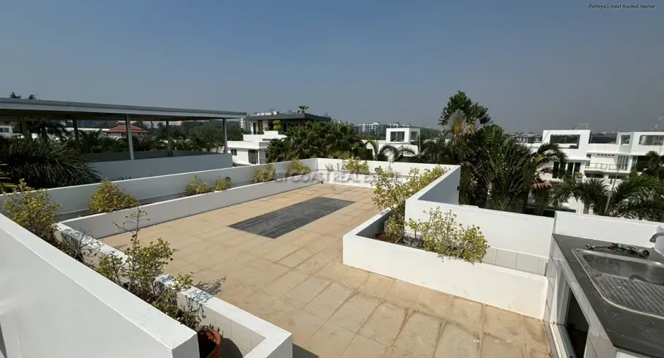 À vendre 4 chambres maison à Jomtien, Pattaya