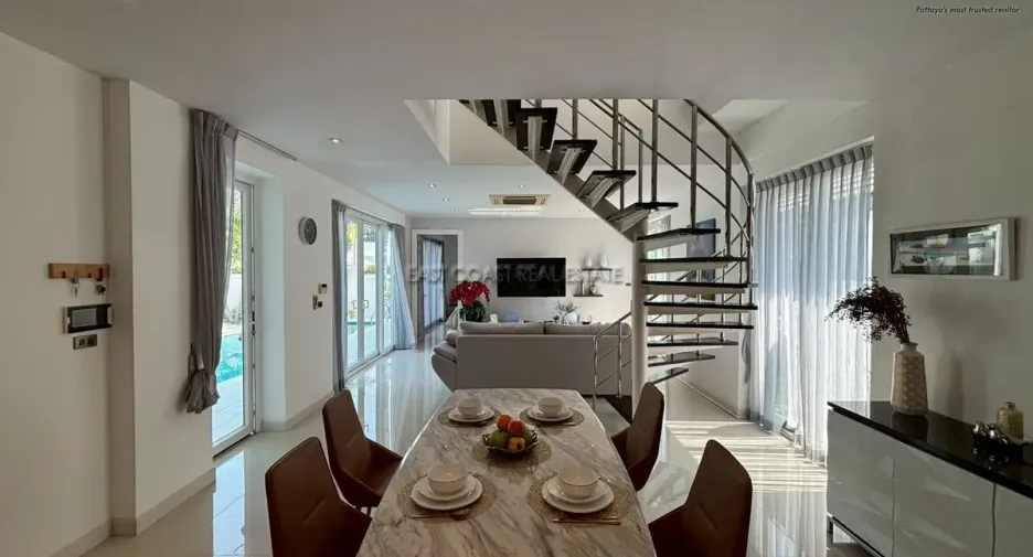 À vendre 4 chambres maison à Jomtien, Pattaya