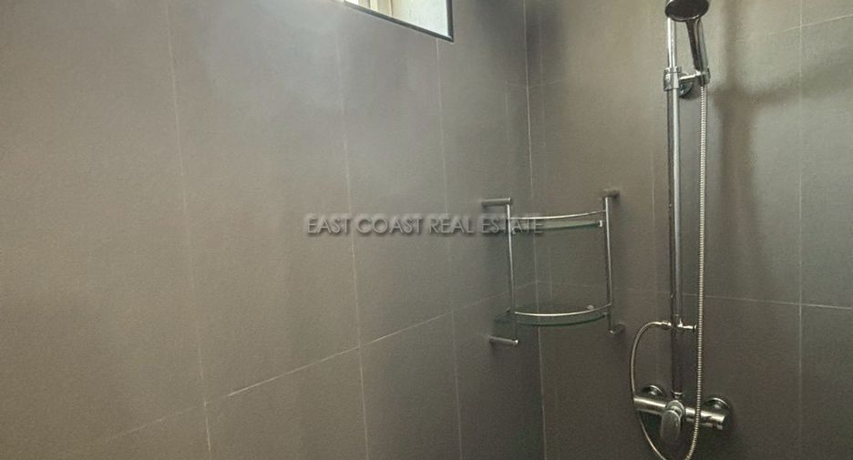For sale 4 ベッドルーム house in Bang Lamung, Chonburi