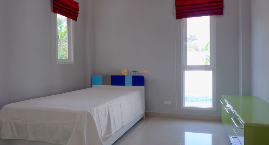 For rent and for sale 4 bedrooms house in Bang Lamung, Chonburi
