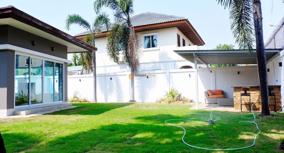 For rent and for sale 4 bedrooms house in Bang Lamung, Chonburi