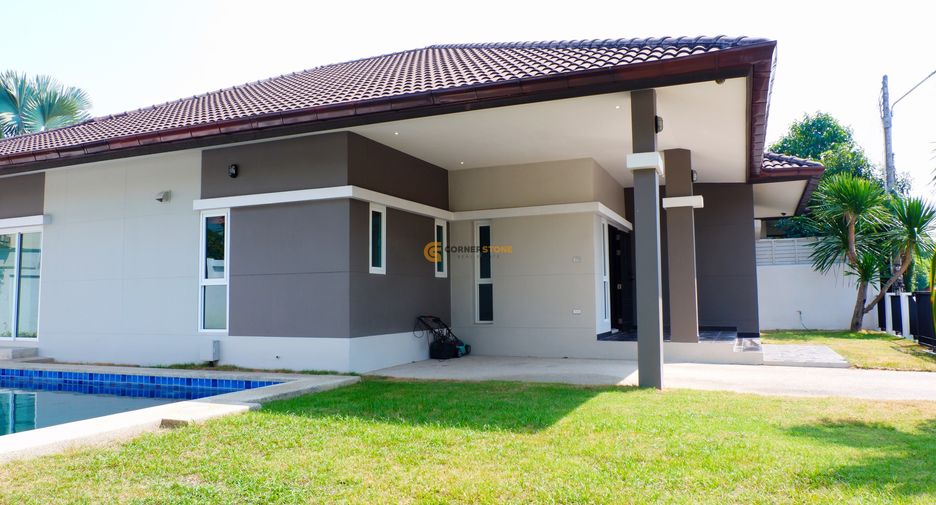 For rent and for sale 4 bedrooms house in Bang Lamung, Chonburi