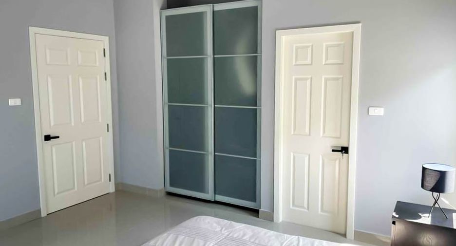 Haus zum Kauf mit 4 Zimmer in Bang Lamung, Chonburi