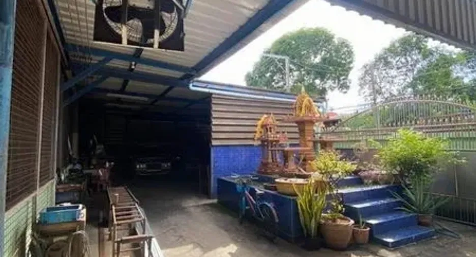 Almacén en venta en Bang Khun Thian, Bangkok