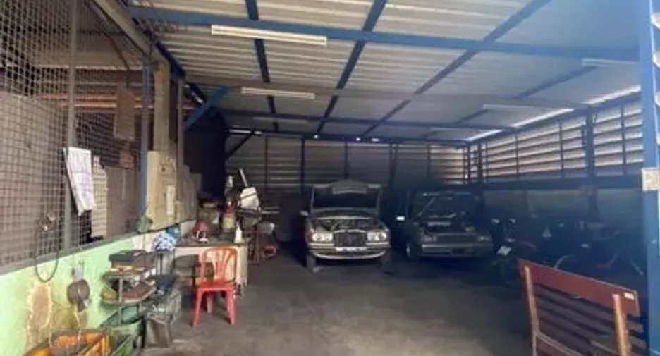 Almacén en venta en Bang Khun Thian, Bangkok