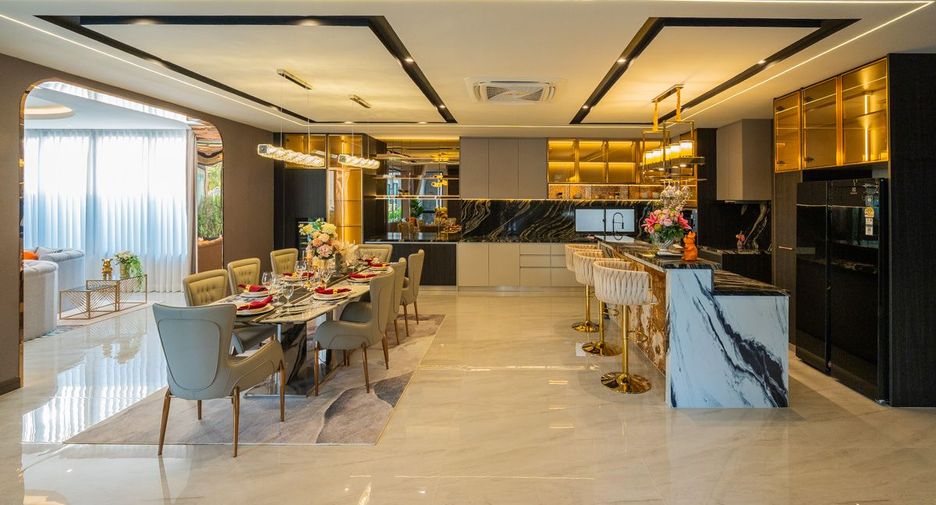 出售 5 卧室 独立屋 在 Bang Lamung, Chon Buri