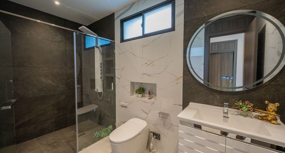 For sale 3 ベッドルーム house in Bang Lamung, Chonburi
