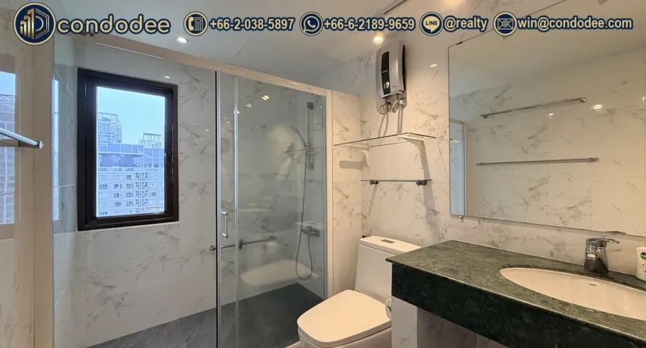 Wohnung zum Kauf mit 3 Zimmer in Khlong Toei, Bangkok