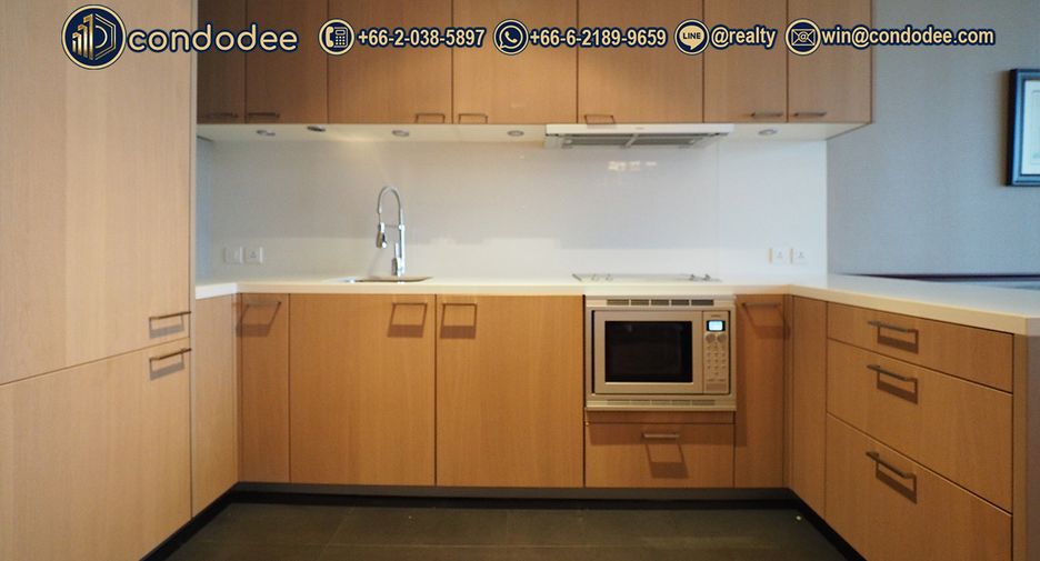 À vendre 2 chambres condo à Sathon, Bangkok