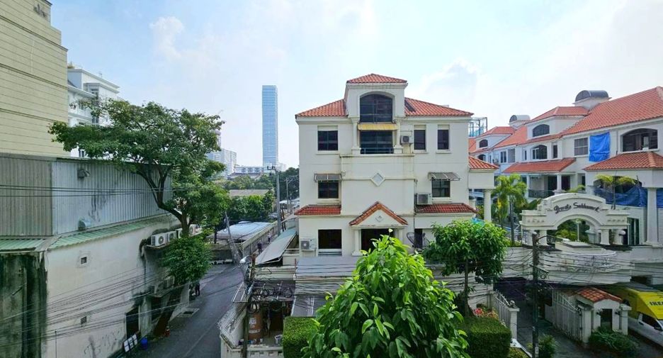 出租 3 卧室 公寓 在 Watthana, 曼谷