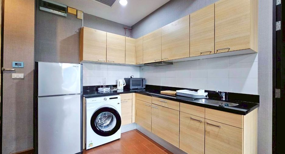 Wohnung zur Miete und zum Kauf mit 1 Zimmer in Pathum Wan, Bangkok