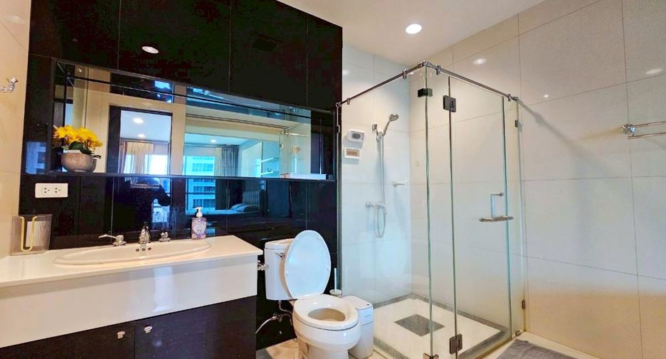 Wohnung zur Miete und zum Kauf mit 1 Zimmer in Pathum Wan, Bangkok