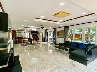 Haus zur Miete mit 4 Zimmer in Bang Lamung, Chonburi
