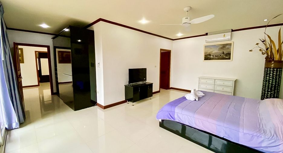 For rent 4 bedrooms house in Bang Lamung, Chonburi