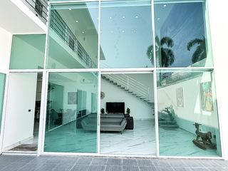 For rent 6 bedrooms house in Bang Lamung, Chonburi