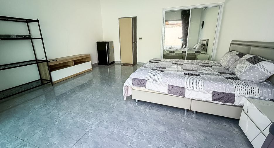 For sale 6 bedrooms house in Bang Lamung, Chonburi