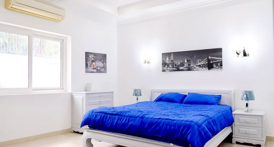 Local comercial en venta de 12 habitaciones en Bang Lamung, Chonburi