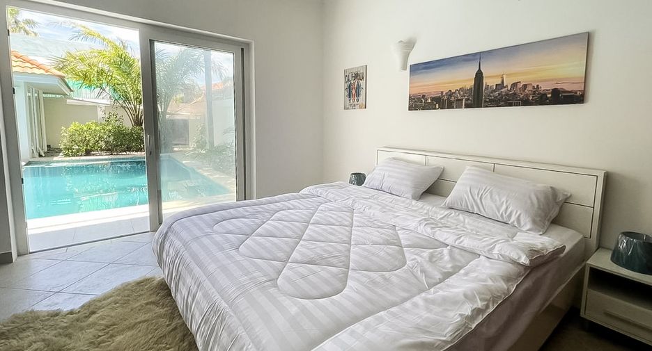 Local comercial en venta de 12 habitaciones en Bang Lamung, Chonburi