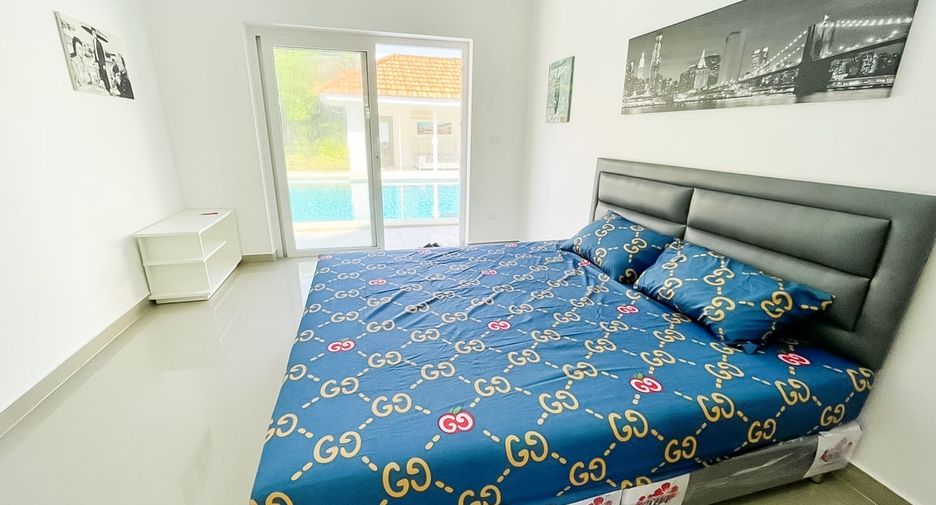 Local comercial en venta de 12 habitaciones en Bang Lamung, Chonburi
