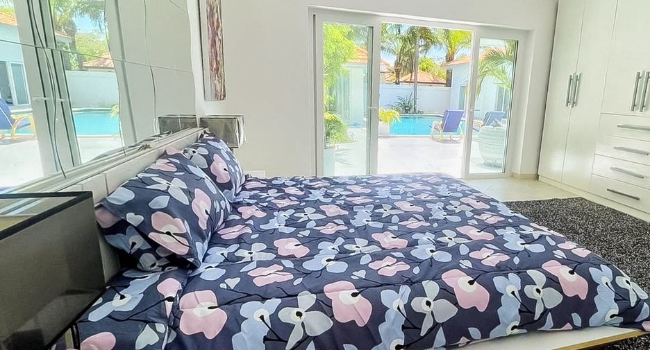 Local comercial en venta de 12 habitaciones en Bang Lamung, Chonburi