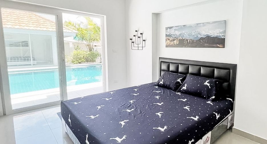 Local comercial en venta de 12 habitaciones en Bang Lamung, Chonburi