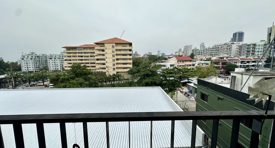 For sale 1 bed condo in Pratumnak, Pattaya