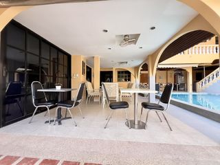 出售 12 卧室 商业空间 在 Bang Lamung, Chon Buri