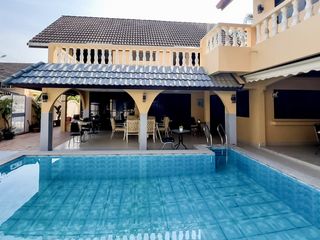 出售 12 卧室 商业空间 在 Bang Lamung, Chon Buri