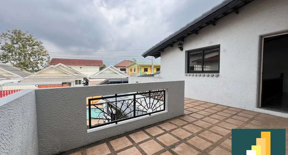 For rent そして for sale 3 ベッドルーム house in South Pattaya, Pattaya